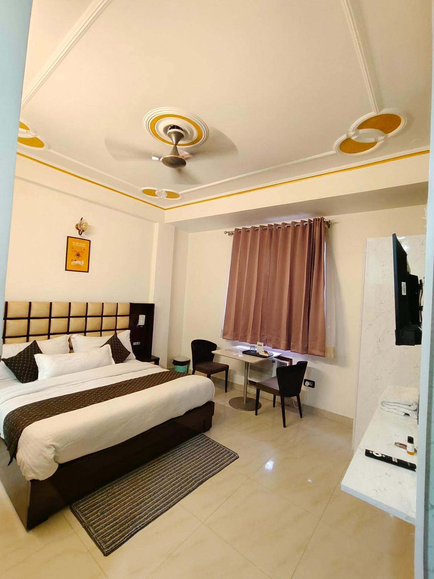 Hotel New Imperial Ghaziabad Exterior photo